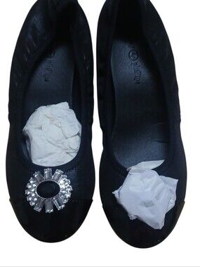 Lindsay Phillips -Linda #701704, New in Box W/ Buttons, 1.5" Black Wedge Shoes